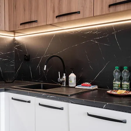 Prokocim Kosocicka By Bookinghost Lägenhet *